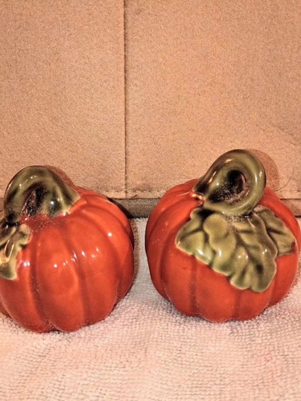 Pumpkin Figurines in Orange & Green